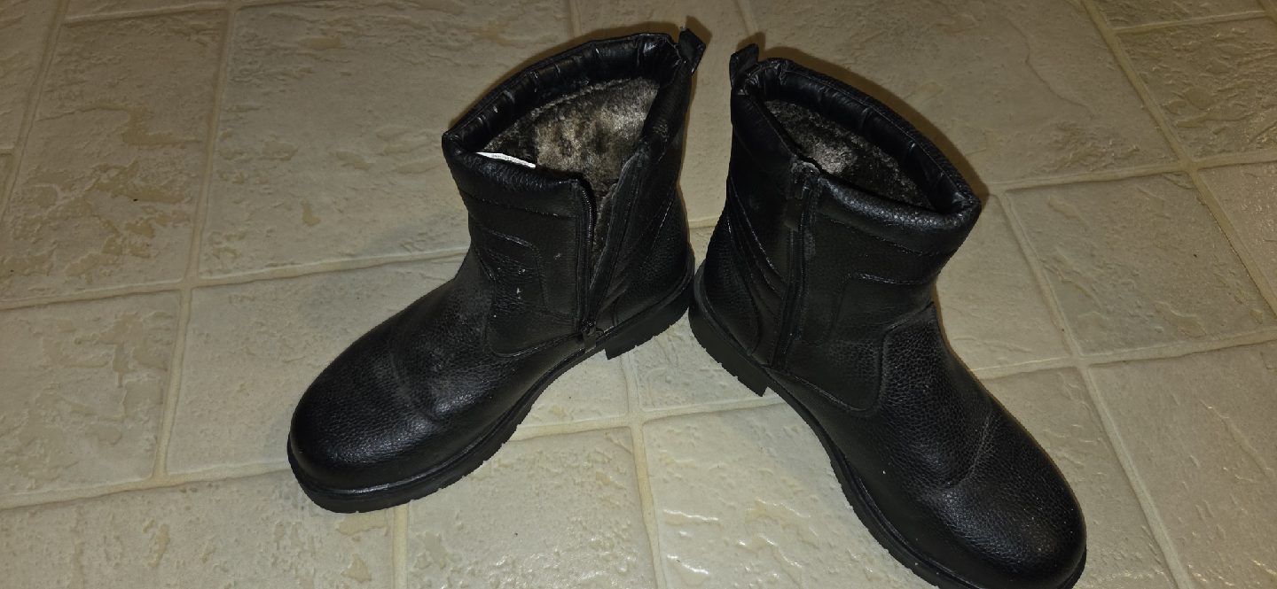 Protocol Black Winter Boots - Size 9 - photo 4