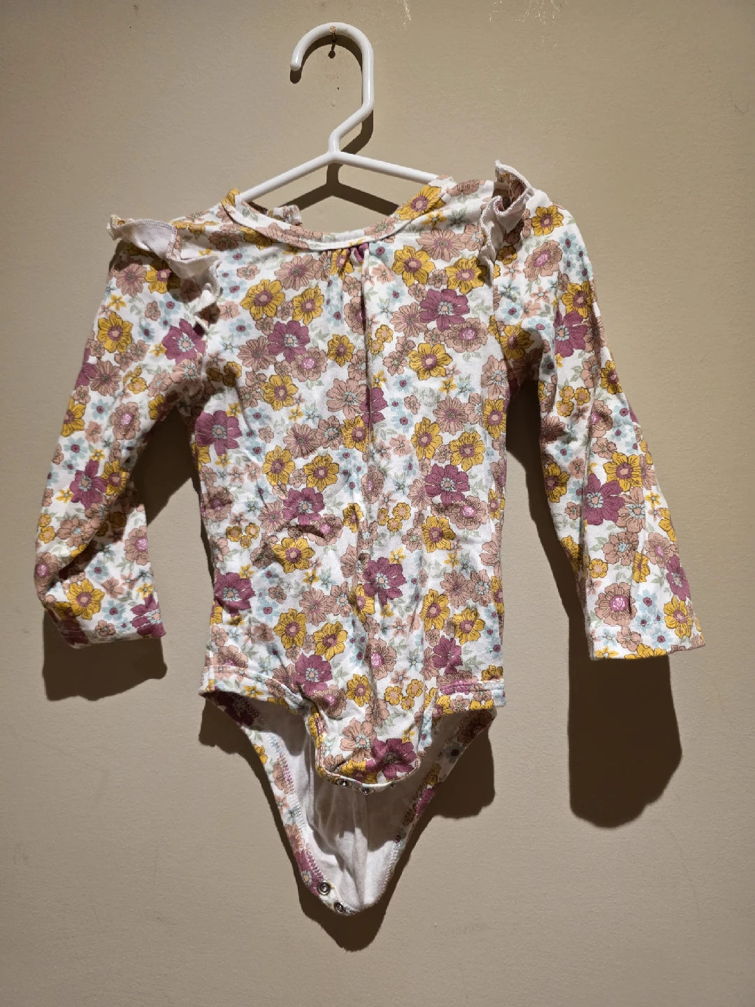 5 Baby Bodysuits for $5 - Carter's, Floral, Apple, Dinosaur - photo 3