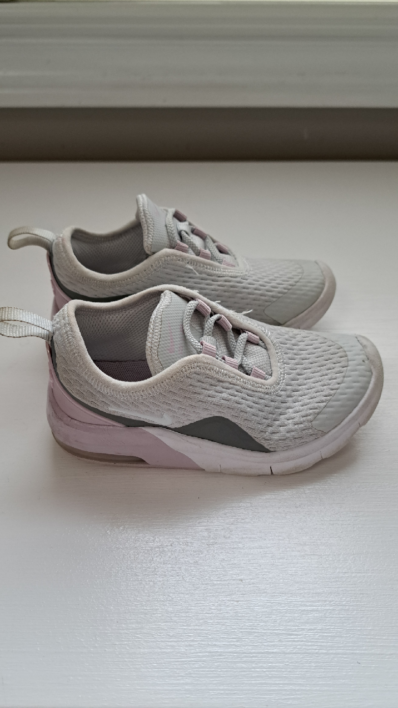 Nike Kids' Shoes - Size 9c - photo 3