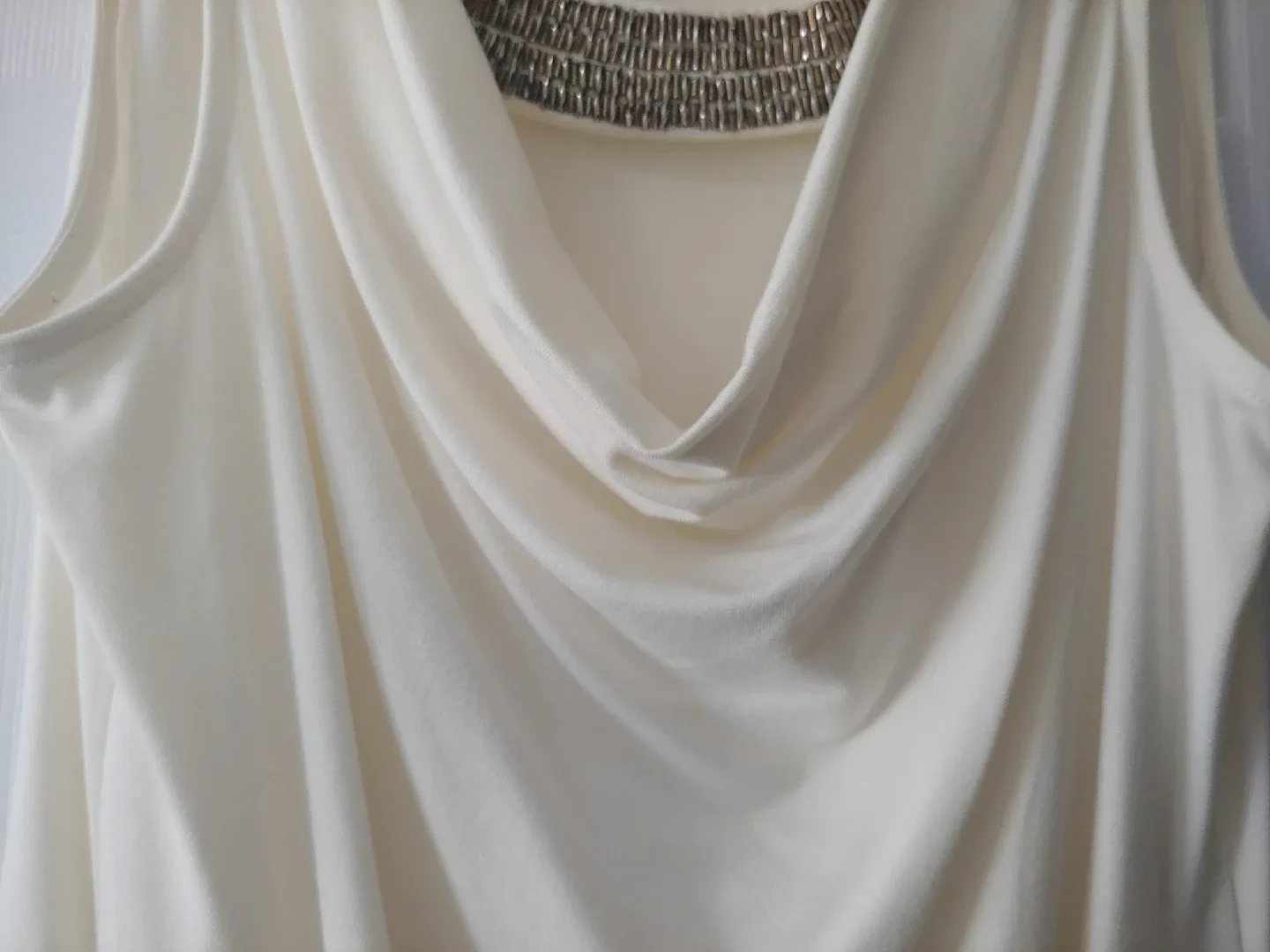 White House Black Market Sleeveless Top image indicator(3)