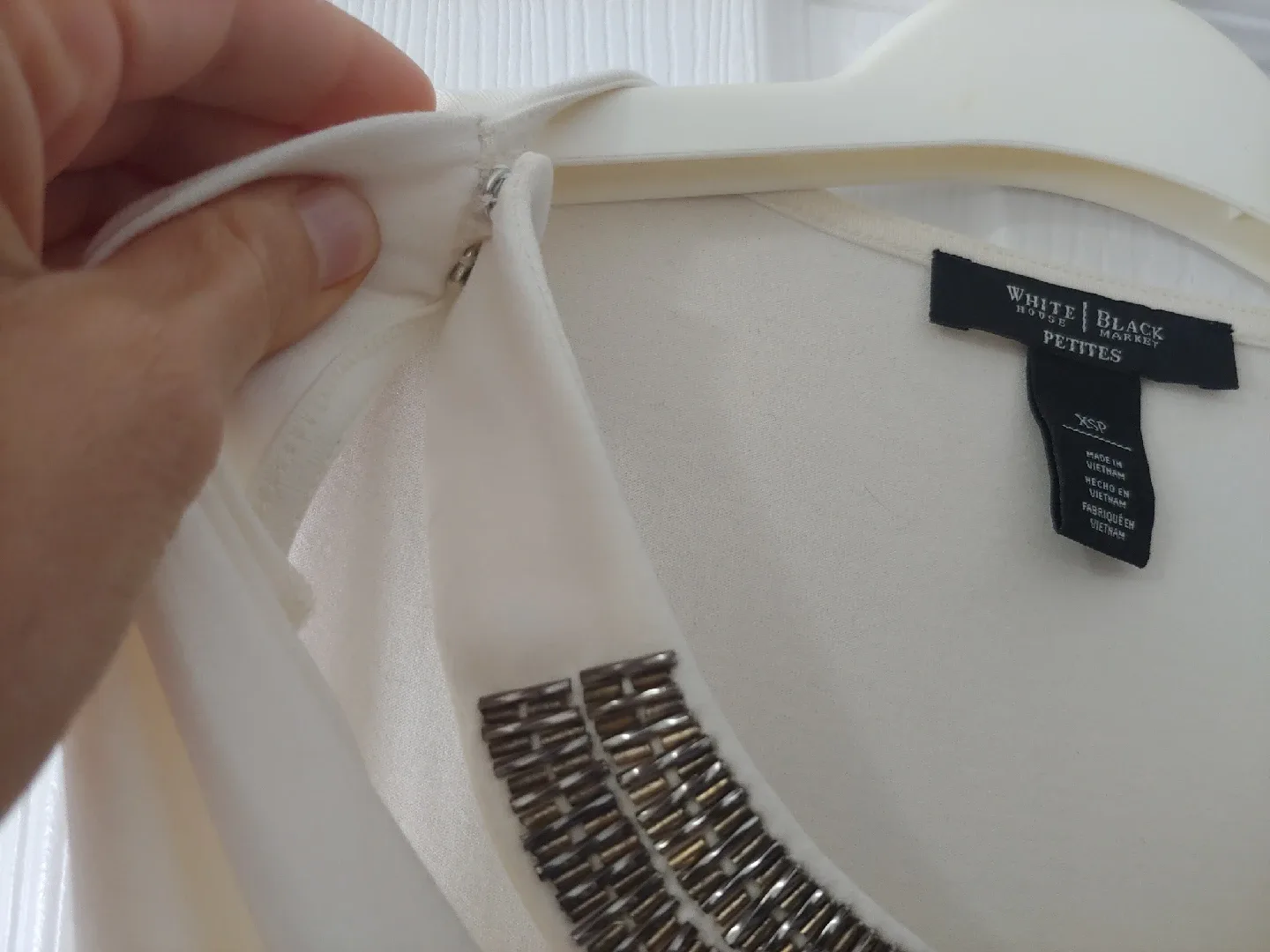 White House Black Market Sleeveless Top image indicator(6)