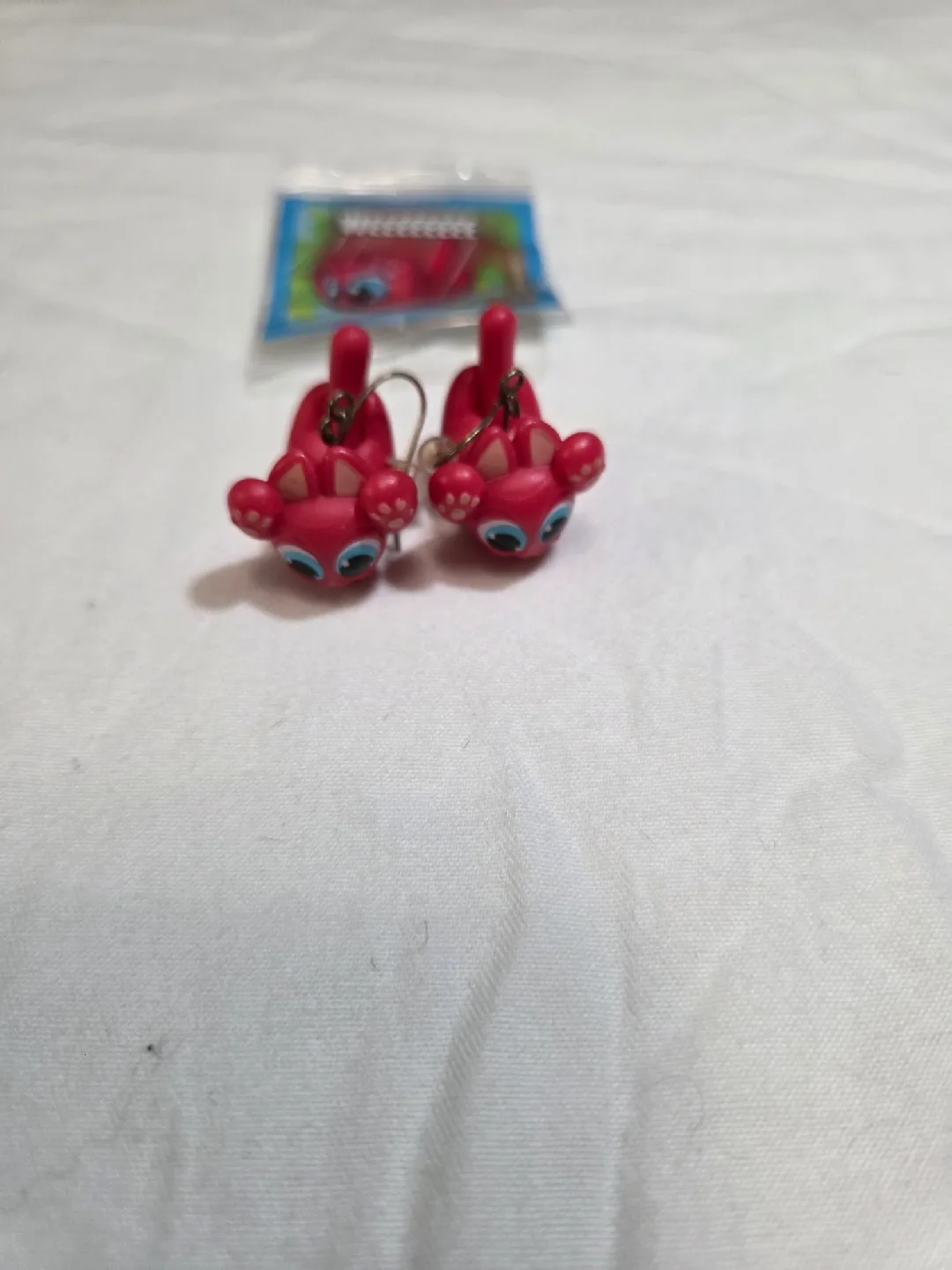 Lost Kitties Earrings image indicator(4)