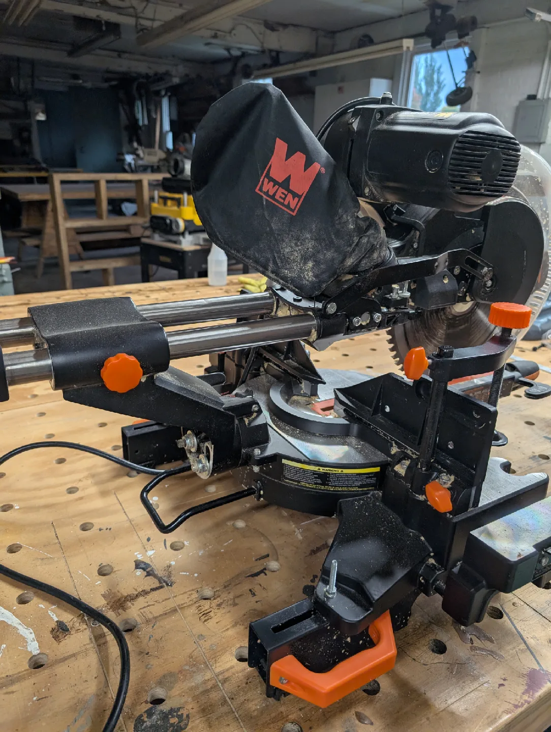 WEN MM1214 12-Inch Dual-Bevel Miter Saw image indicator(3)