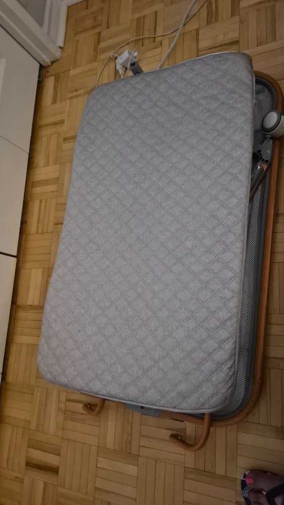 Baby Bedside  Bassinet - Like New Condition image indicator(6)