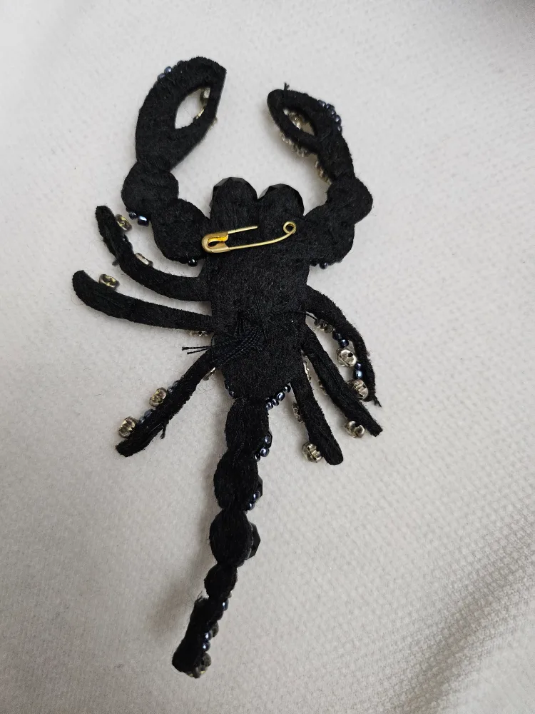 Scorpion Rhinestone Applique image indicator(2)