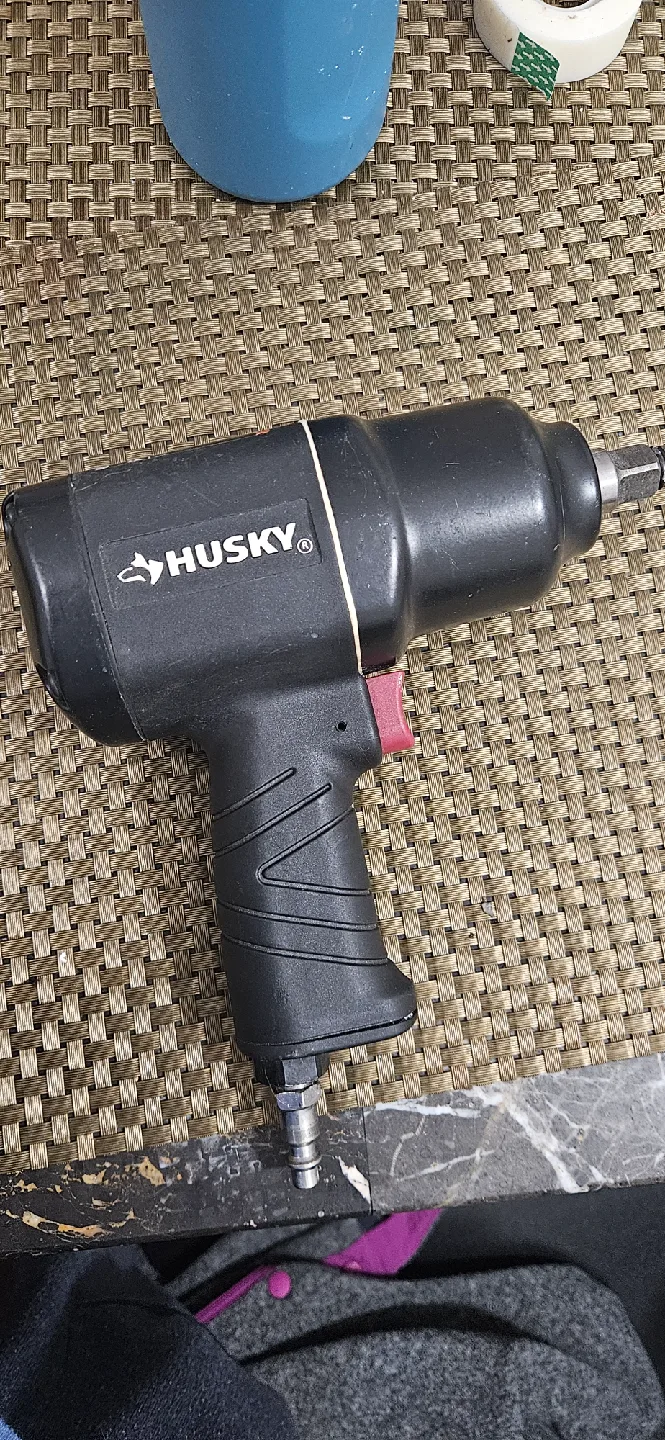 Husky 1/2in Impact Wrench HC44855 image indicator(2)