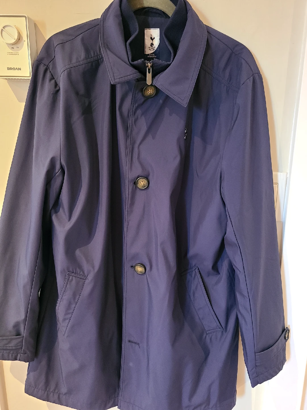 Tottenham Hotspur Official Merchandise Jacket - Size L - photo 4