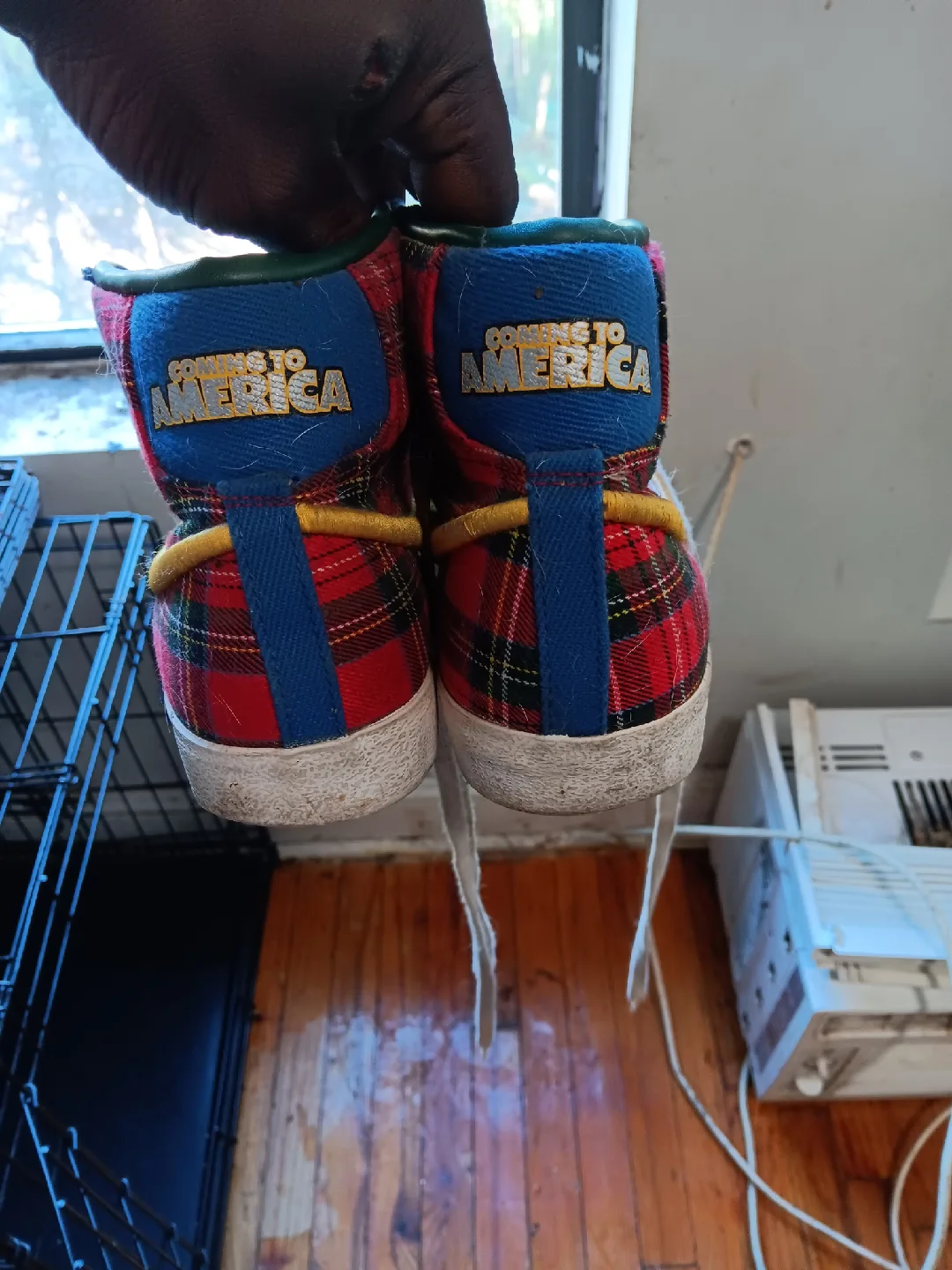 Nike Blazer Mid '77 Coming to America image indicator(3)