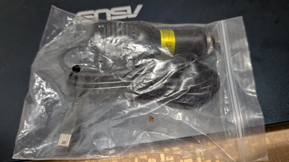 Car Charger image indicator(3)