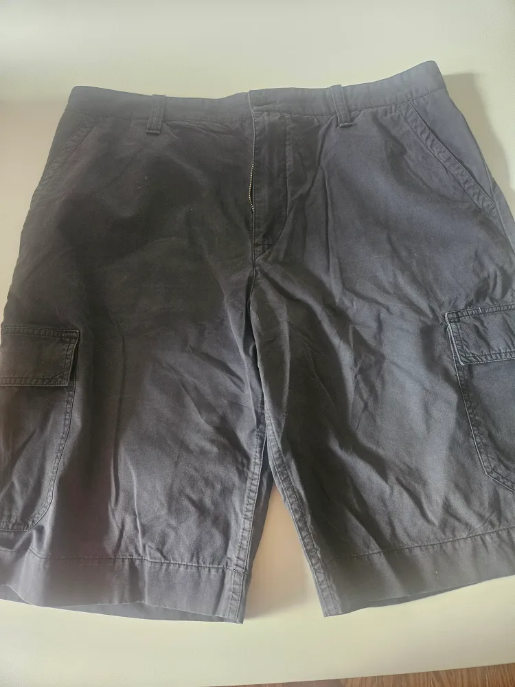 Lacoste Cargo Shorts - Size 36 thumbnail