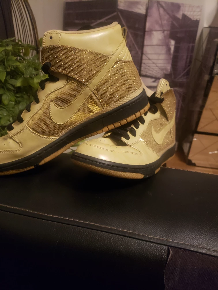 Nike Dunk High Gold Glitter Sneakers - photo 2