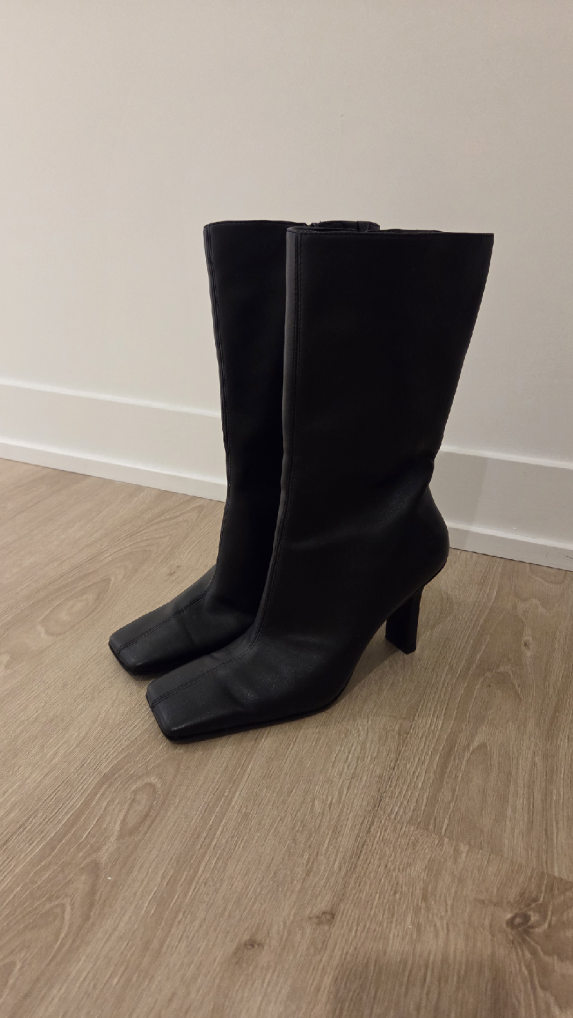 Oak+Fort Black Square Toe Heeled Boots - photo 2