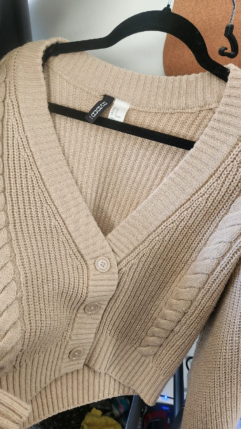 H&M Divided Beige Knit Cardigan - Size M image indicator(4)
