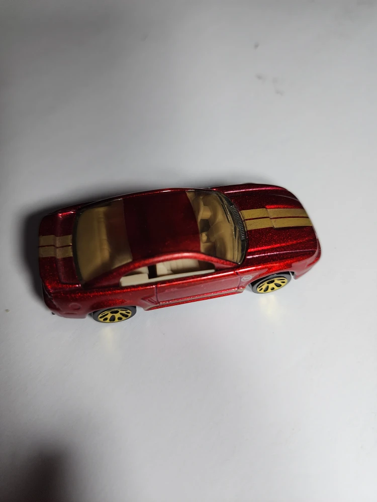 Hot Wheels 2003 Ford Mustang Cobra - photo 4