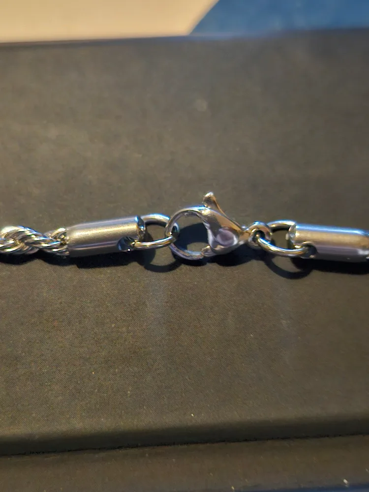 Silver Rope Chain Necklace image indicator(3)