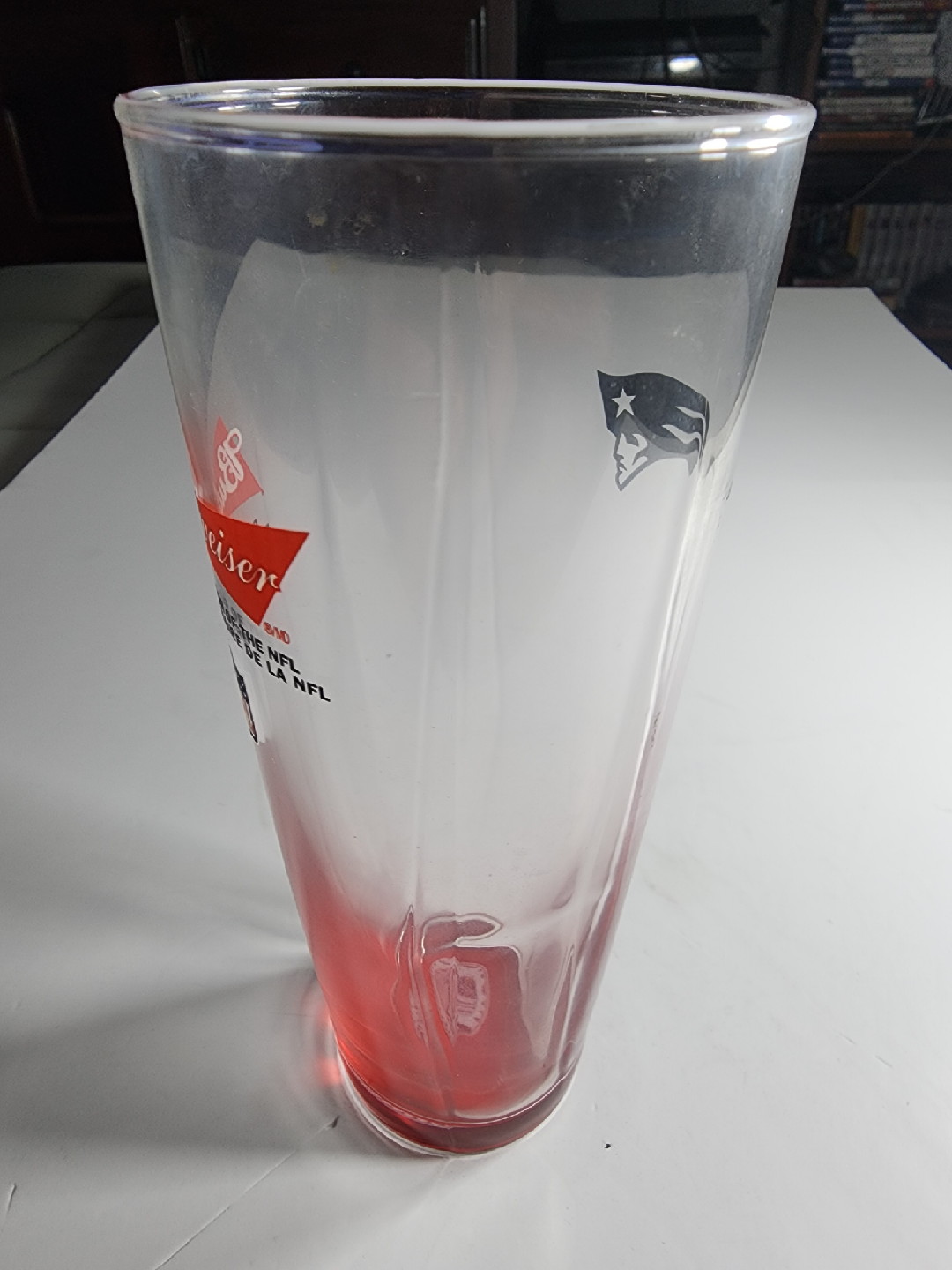 Budweiser NFL Patriots Pint Glass - photo 3