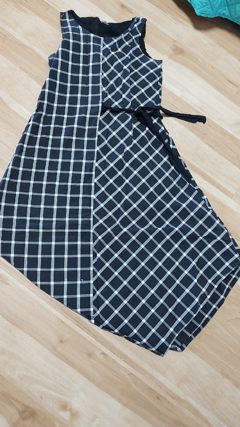 AND Size 10 Black & White Plaid Dress