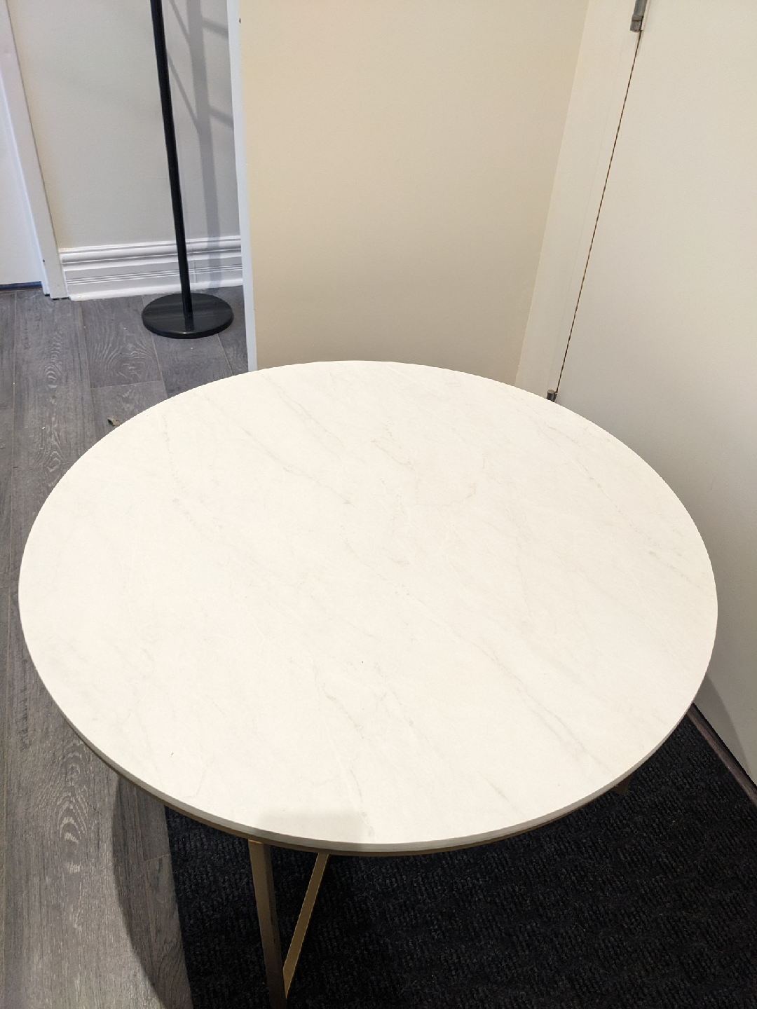 Round Faux Marble Top Coffee Table - photo 3