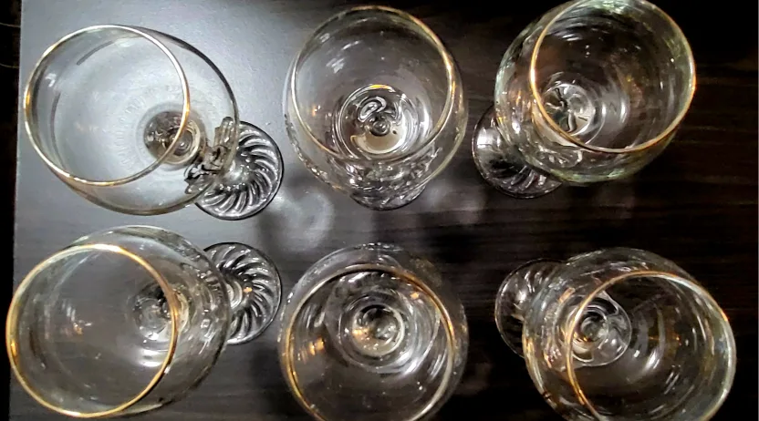 6-piece wine glasses image indicator(2)