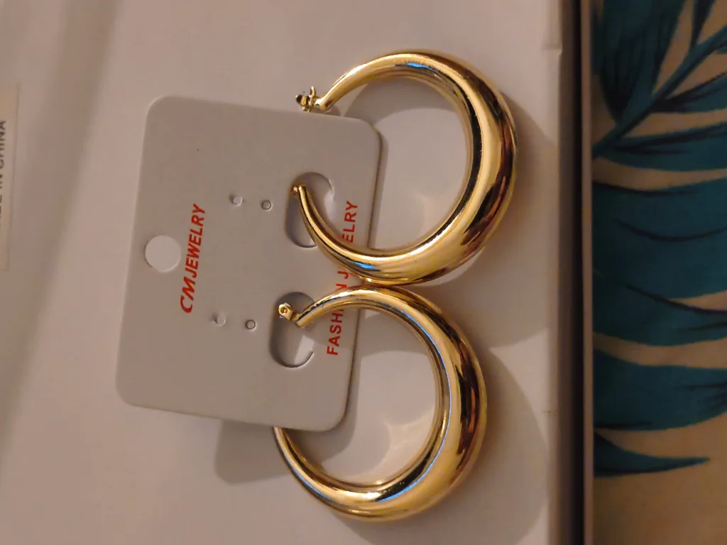 CM Jewelry Gold Hoop Earrings thumbnail