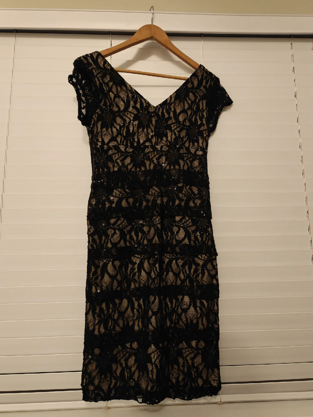 Black Lace Cocktail Dress - photo 2