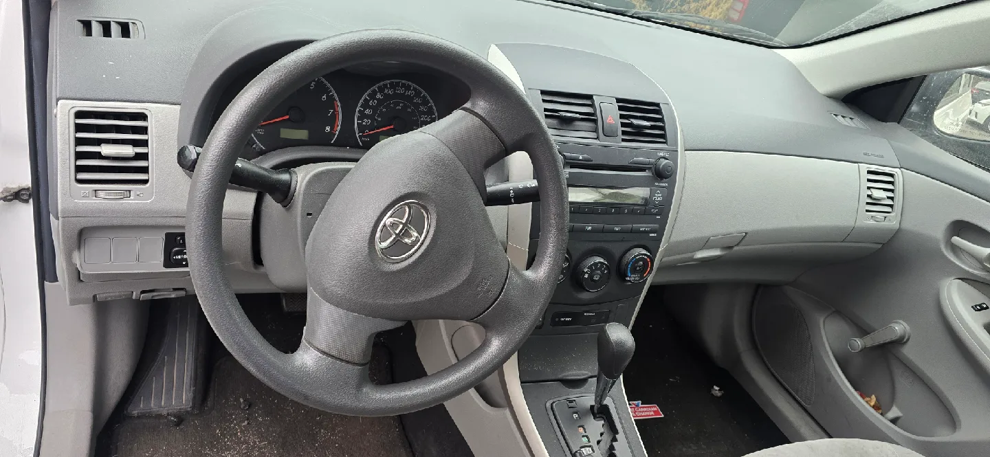 Toyota Corolla Sedan image indicator(4)