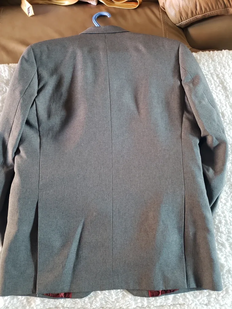 2 Giulio Morelli Men's Grey Suit image indicator(2)