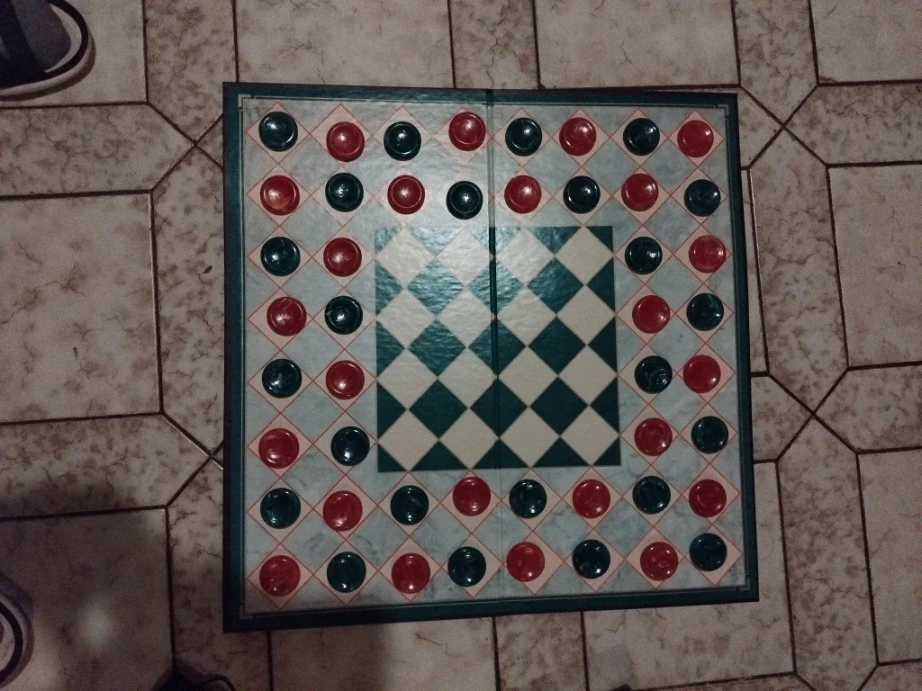 King's Court Supercheckers Game image indicator(2)