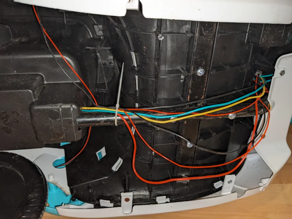 Paw Patrol Chase Motorcycle Ride-On Toy (not working) image indicator(4)