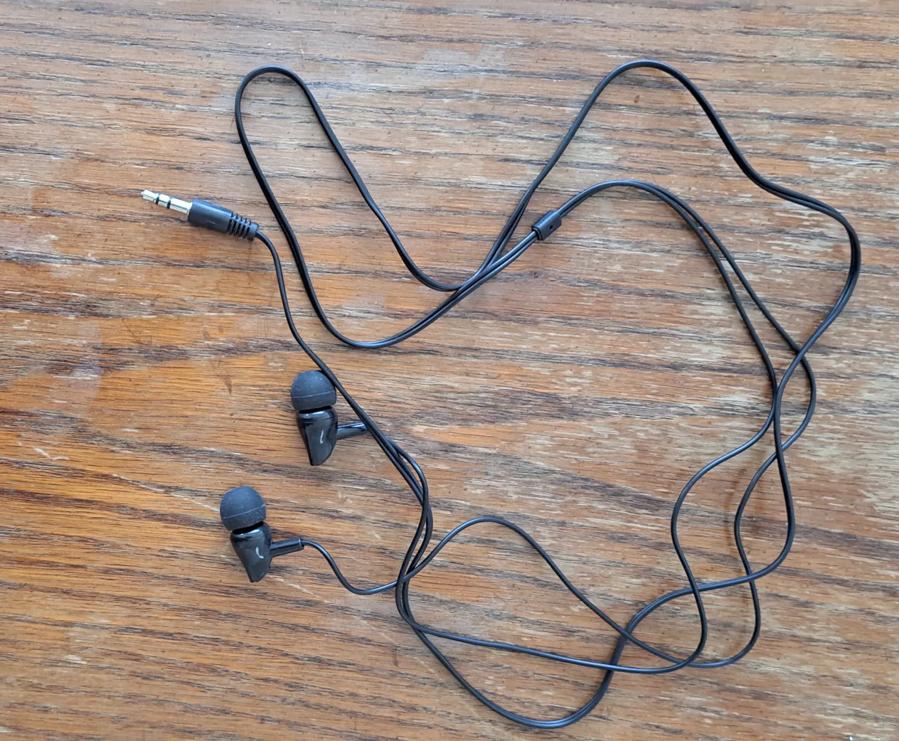 Black Wired Earbuds thumbnail