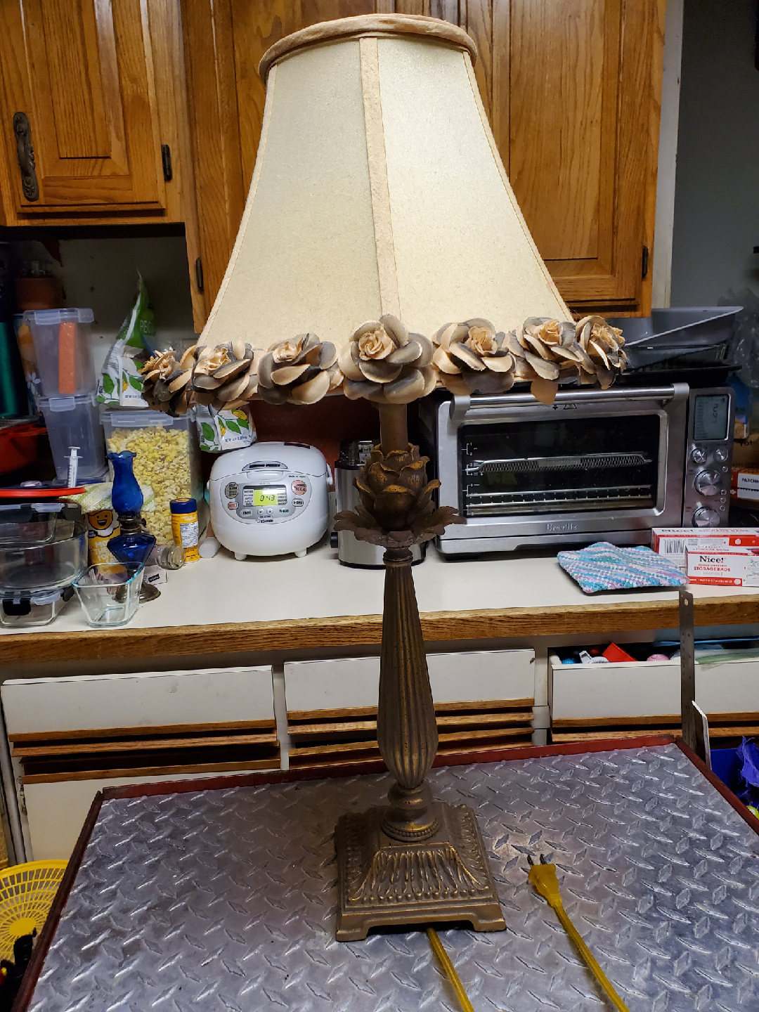 Vintage Floral Accent Table Lamp - photo 2