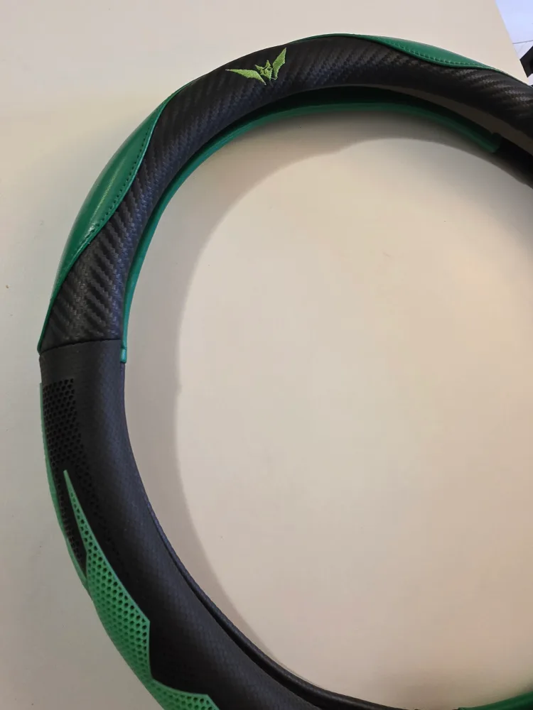 Green & Black Steering Wheel Cover image indicator(3)