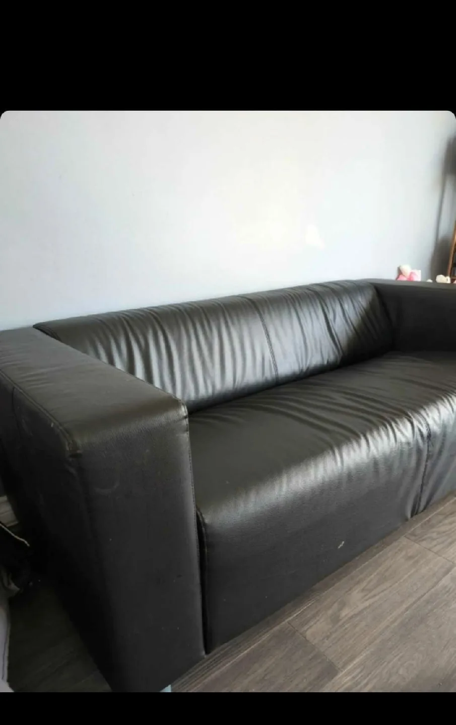 Sleek Black Leather Sofa – Modern, Comfy & Ready for Pickup! image indicator(3)
