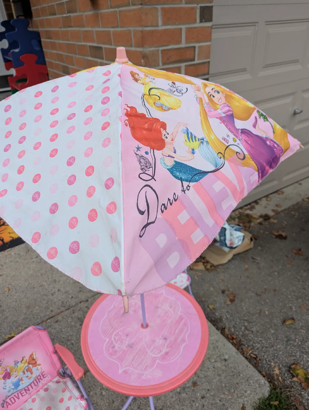 Disney Princess Kids Picnic Table Set image indicator(4)