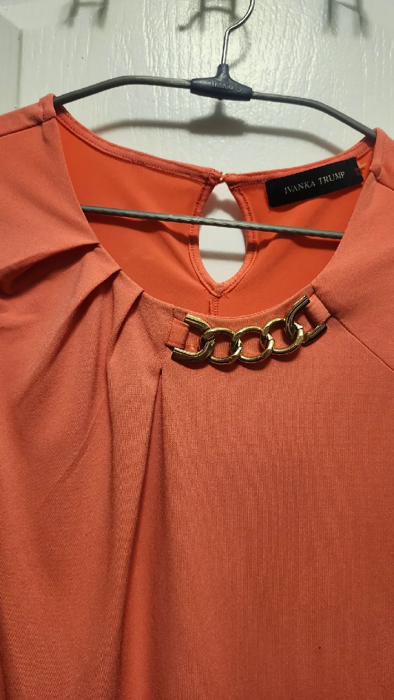Ivanka Trump Coral Sleeveless Blouse - Size M image indicator(2)