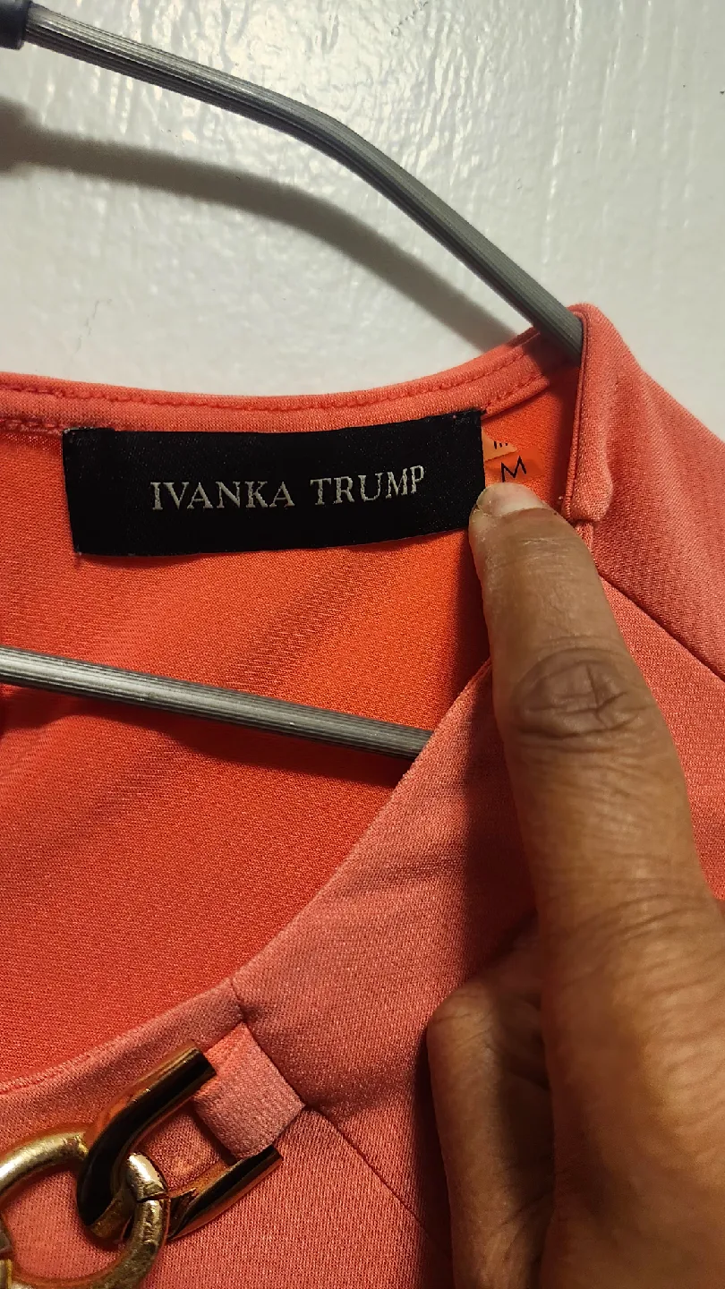 Ivanka Trump Coral Sleeveless Blouse - Size M image indicator(3)