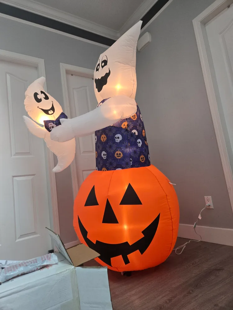 Gemmy halloween inflatables animatronic 6 ft image indicator(7)