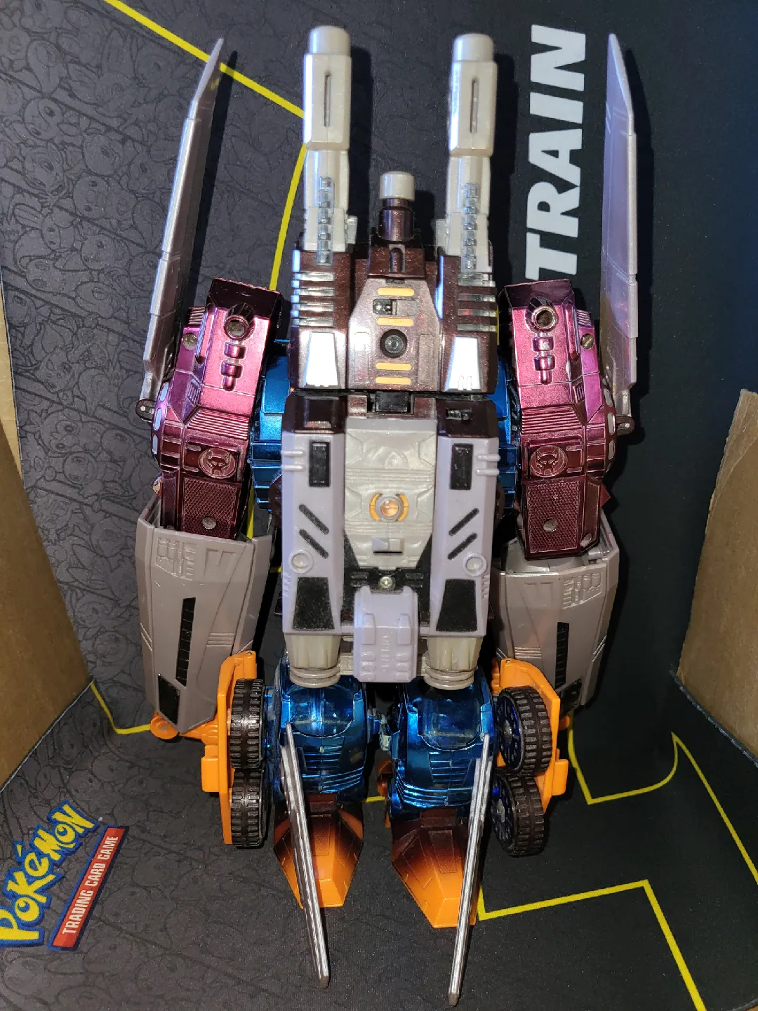 Complete. 1998 Transformers Beast Wars: Optimal Optimus image indicator(3)