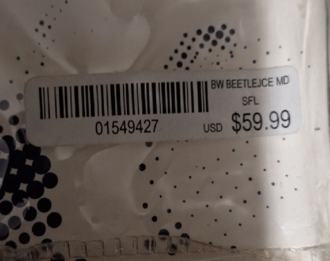 Spirit Halloween Women's Beetlejuice Suit - Adult Medium image indicator(4)