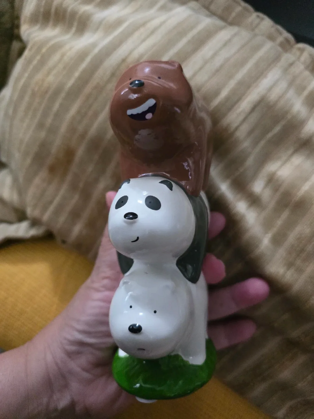 We Bare Bears Ceramic Totem Pole Figurine Bank BN image indicator(2)