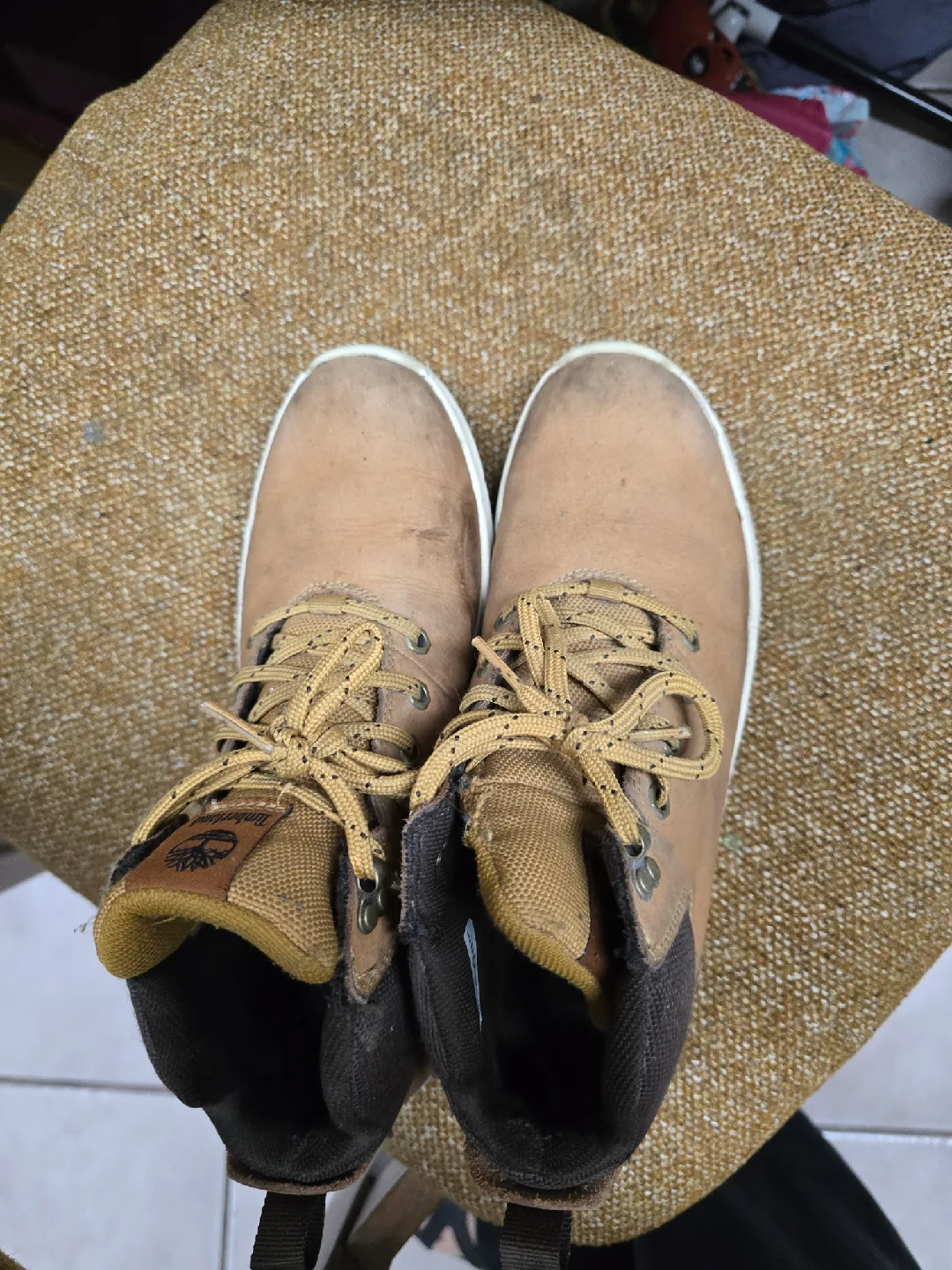 Youth Timberland Hiking Boots - Size 5 US image indicator(4)