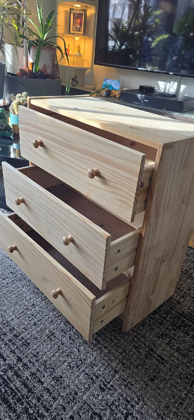 IKEA RAST 3-Drawer Chest, Pine image indicator(2)