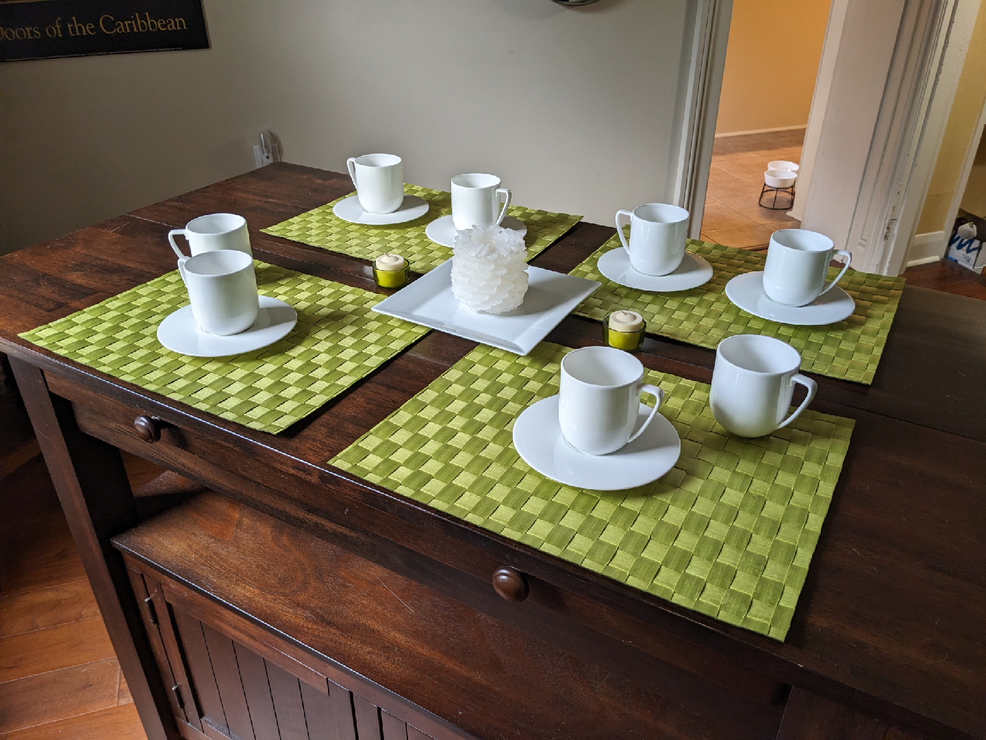 Set of Vera Wang Cups and Saucers - Like New