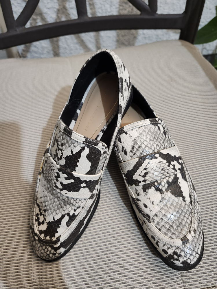 Zara Trafaluc Snakeskin Loafers, Size 35