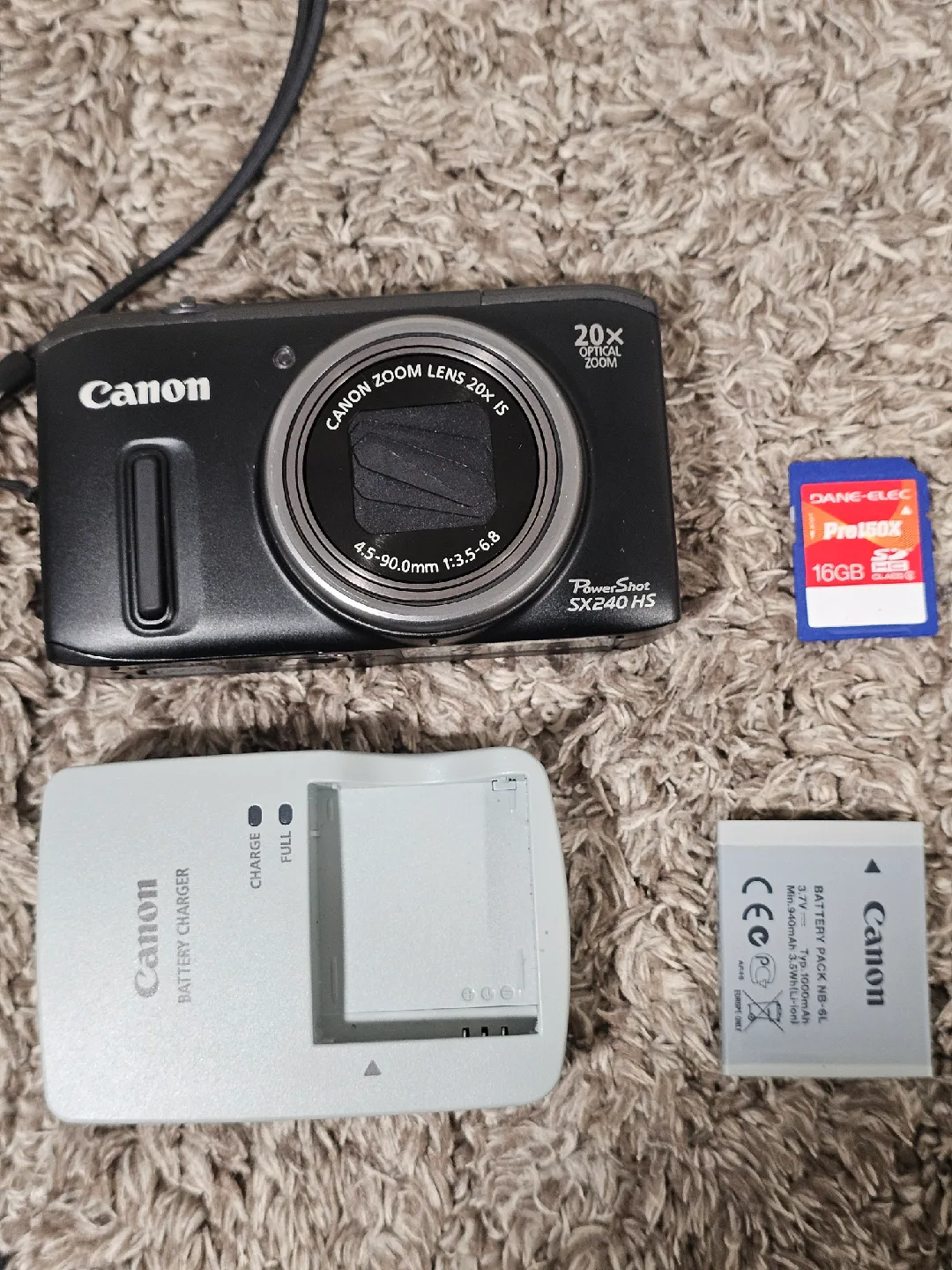 Canon PowerShot SX240 HS Digital Camera thumbnail