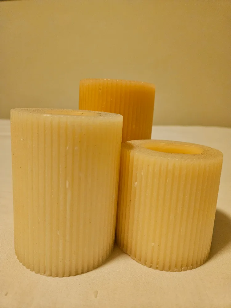 Set of 3 Cream Pillar Candles