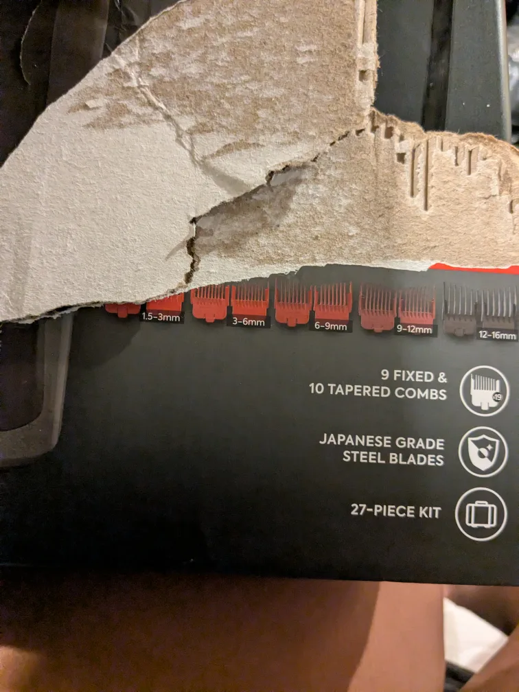 Remington Hair Clipper Set - 27 Piece Kit image indicator(2)