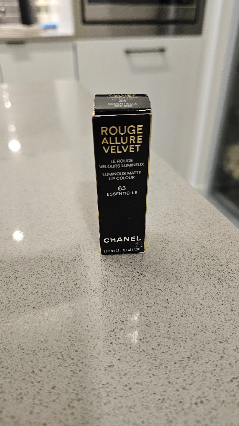 Chanel Rouge Allure Velvet Luminous Matte Lip