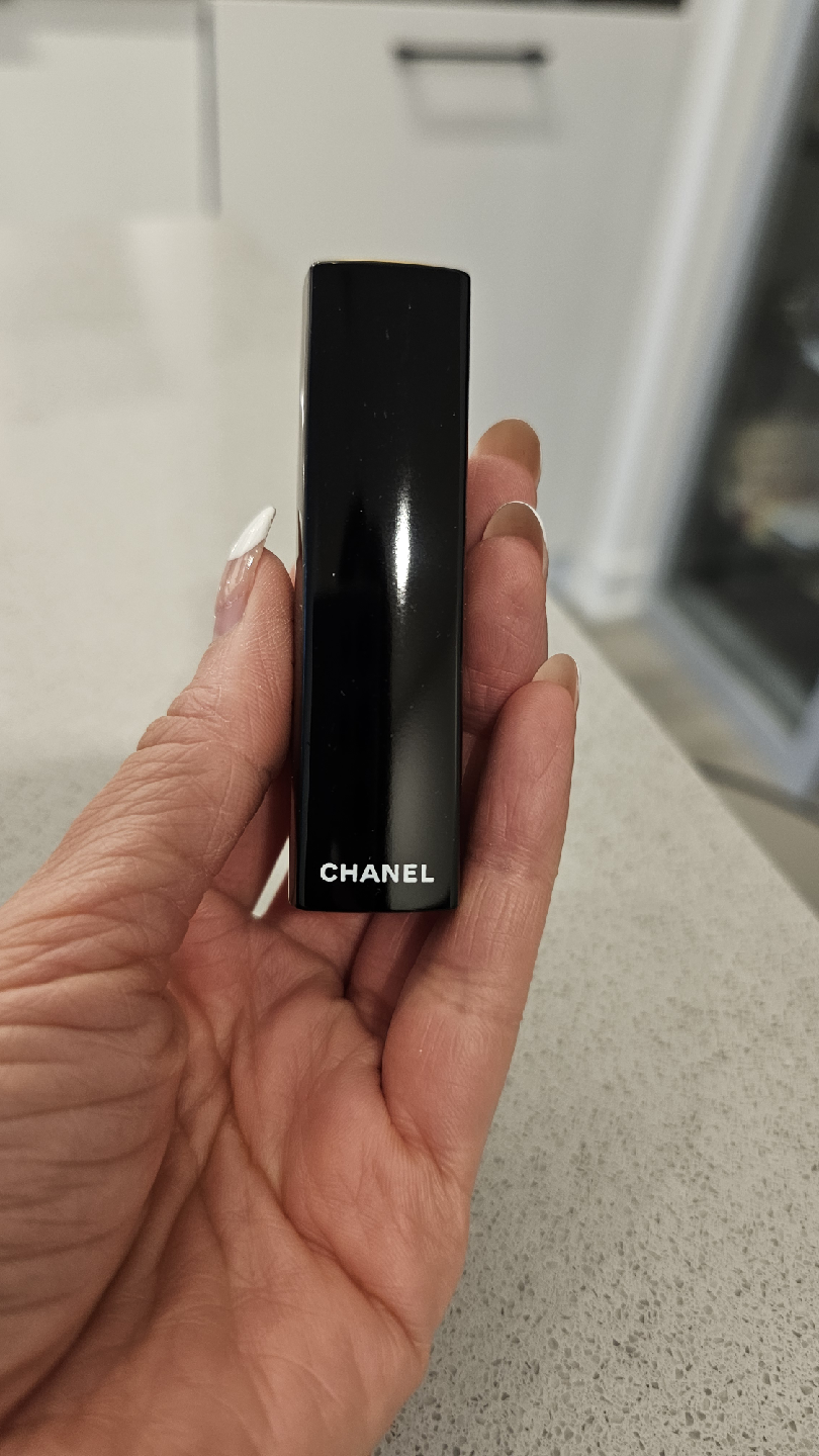 Chanel Rouge Allure Velvet Luminous Matte Lip - photo 2