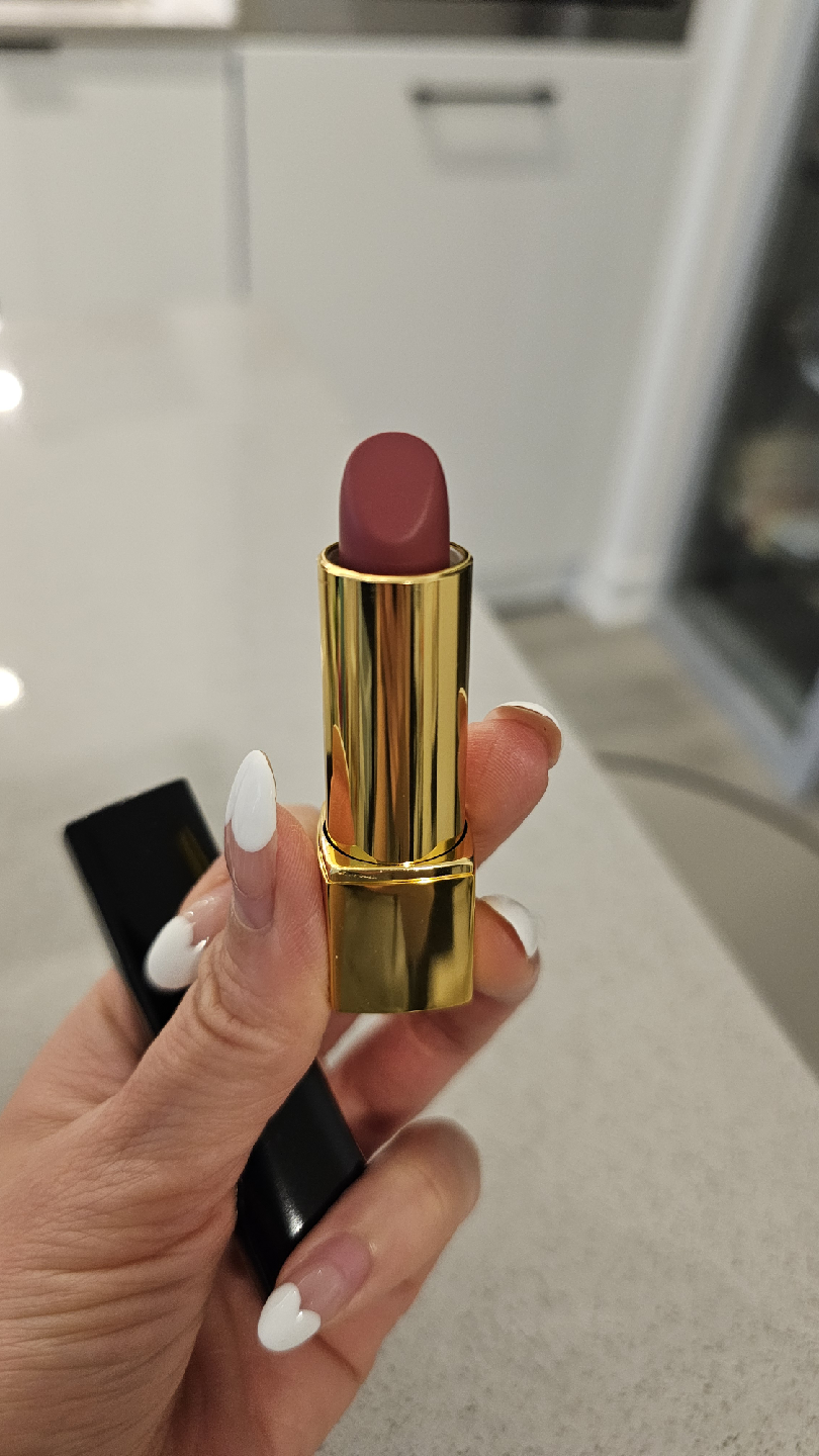 Chanel Rouge Allure Velvet Luminous Matte Lip - photo 3